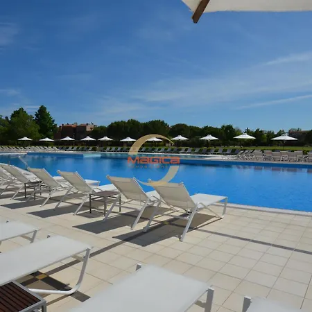 Magica Immobiliare - Golf Village 179 *